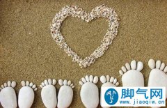 女性会容易通过何种途径患上脚气疾病
